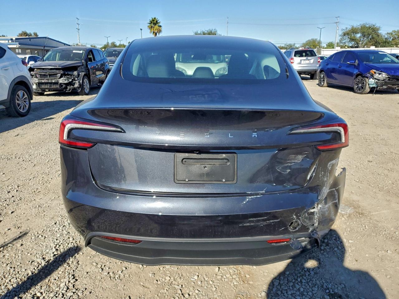 2025 TESLA MODEL 3