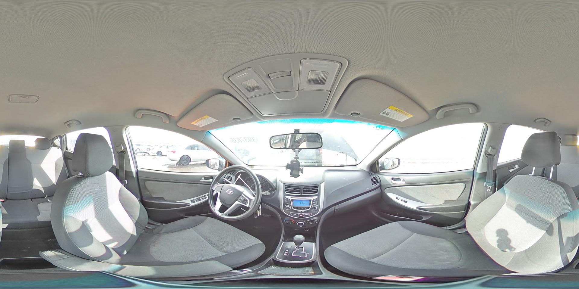2012 HYUNDAI ACCENT