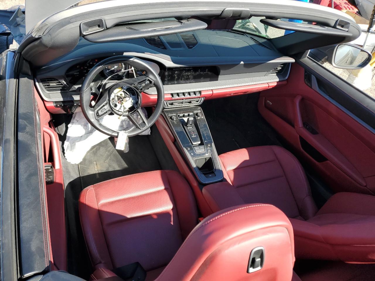 2020 PORSCHE 911
