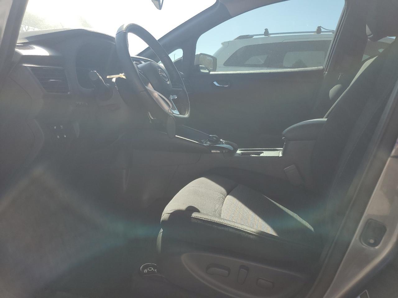 2024 NISSAN LEAF