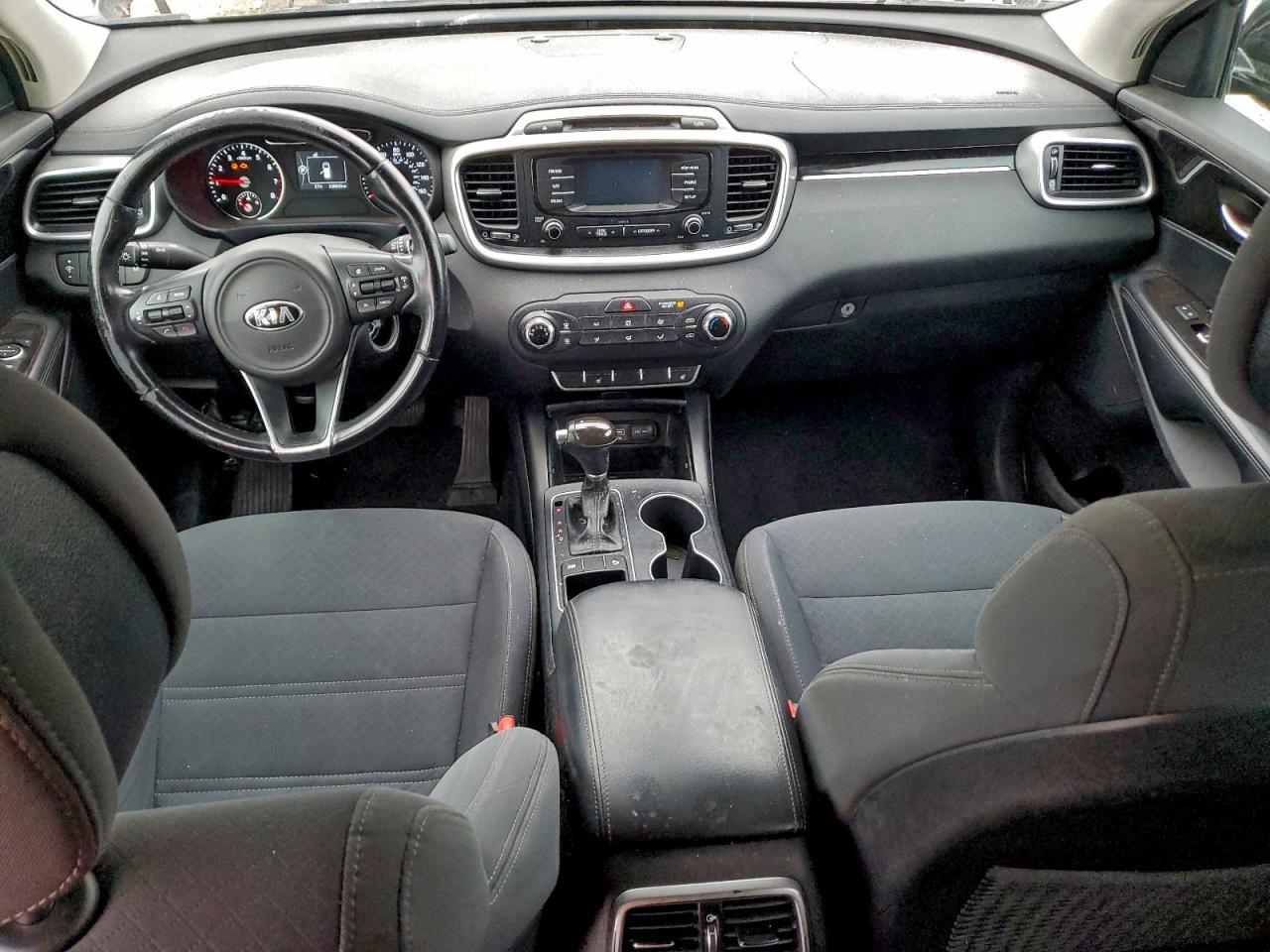 2016 KIA SORENTO