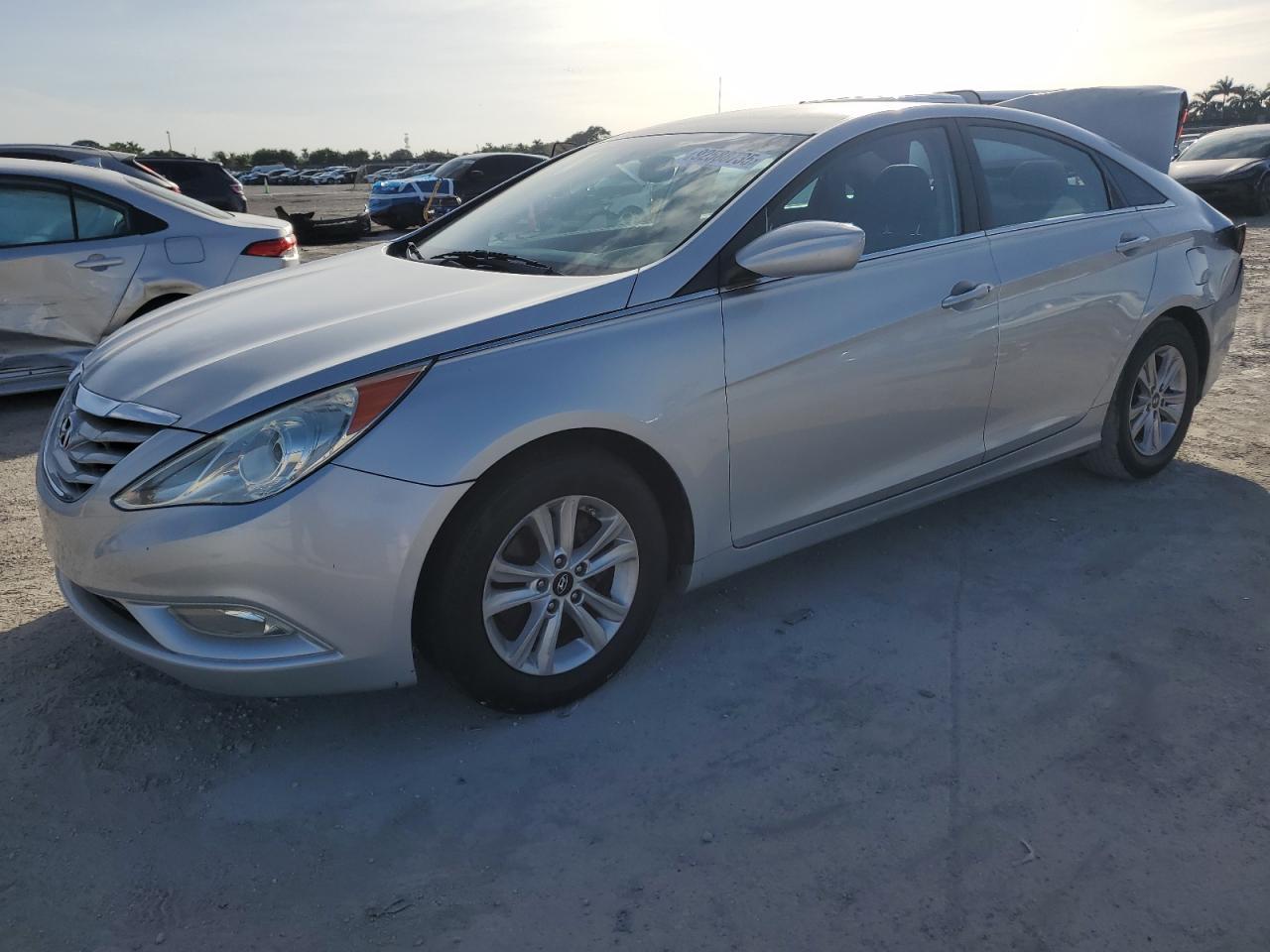 2013 HYUNDAI SONATA