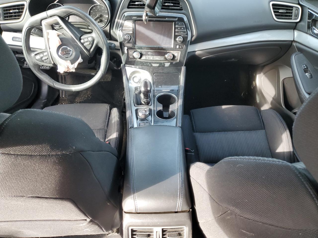 2017 NISSAN Maxima