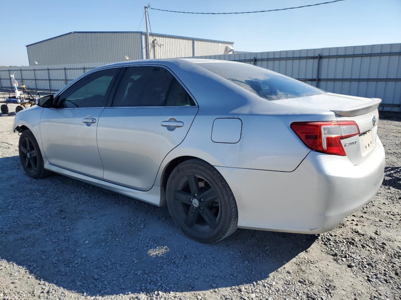 2012 TOYOTA CAMRY