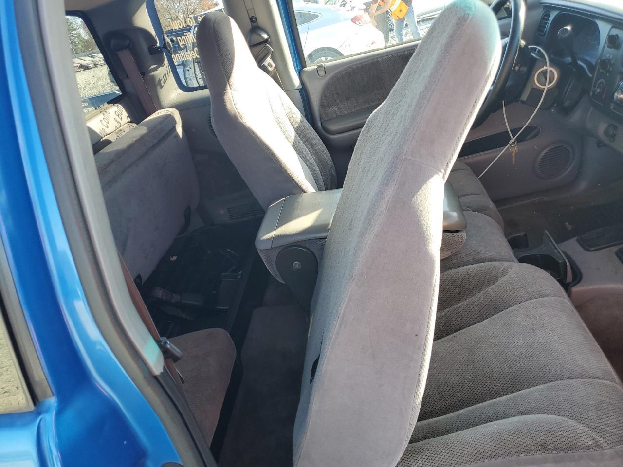 2000 DODGE Dakota