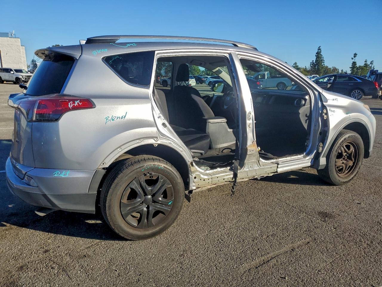 2017 TOYOTA RAV4