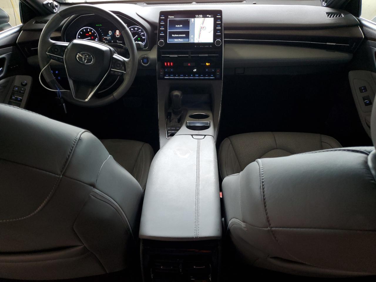 2020 TOYOTA Avalon