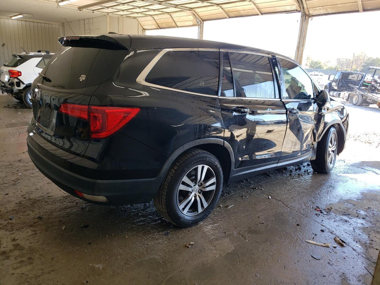 2017 HONDA PILOT