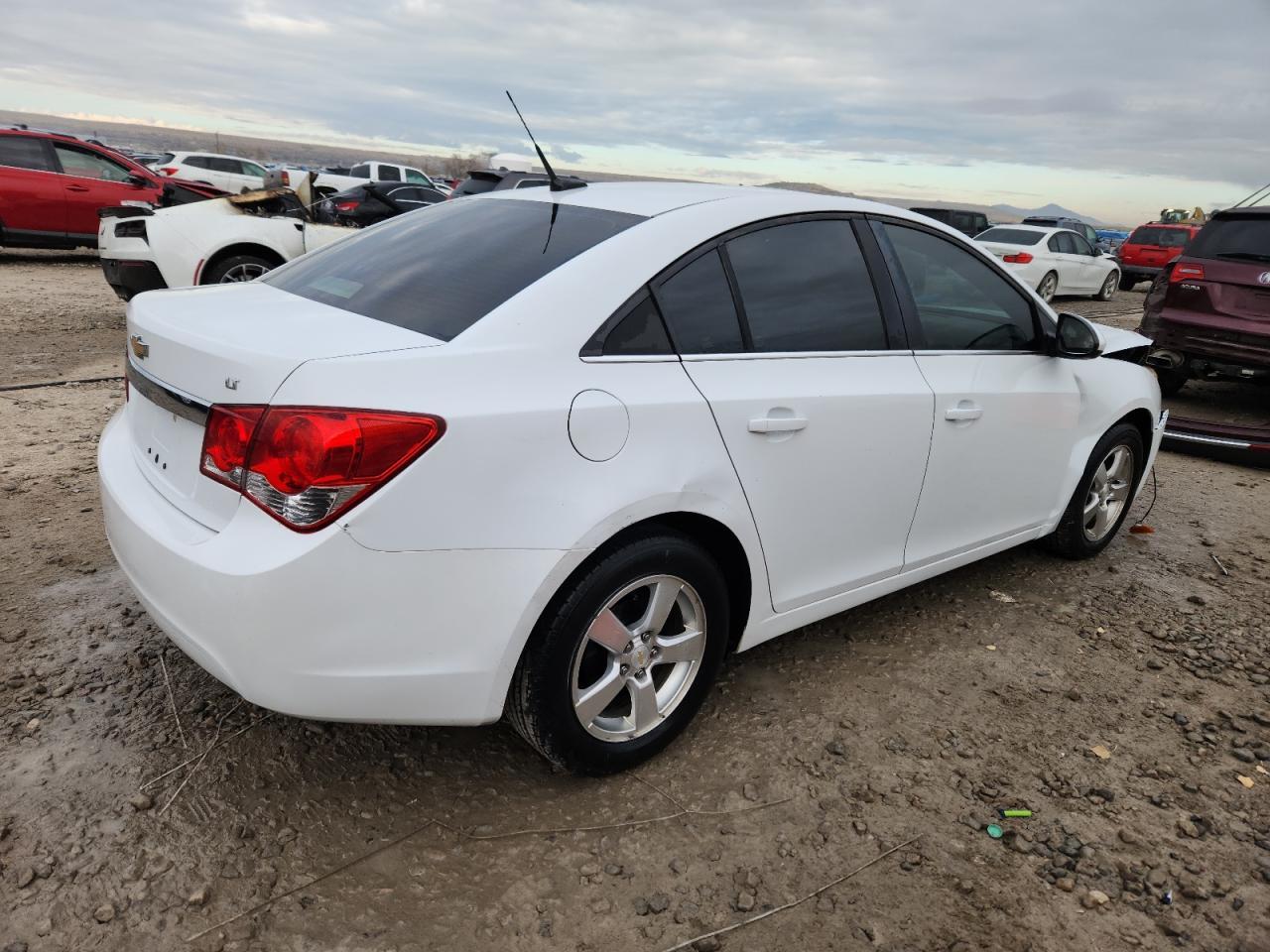 2011 CHEVROLET CRUZE