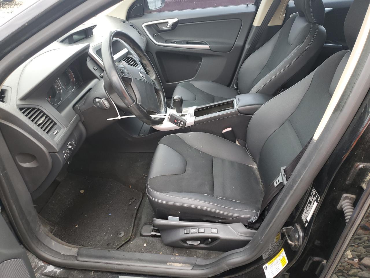 2010 VOLVO XC60