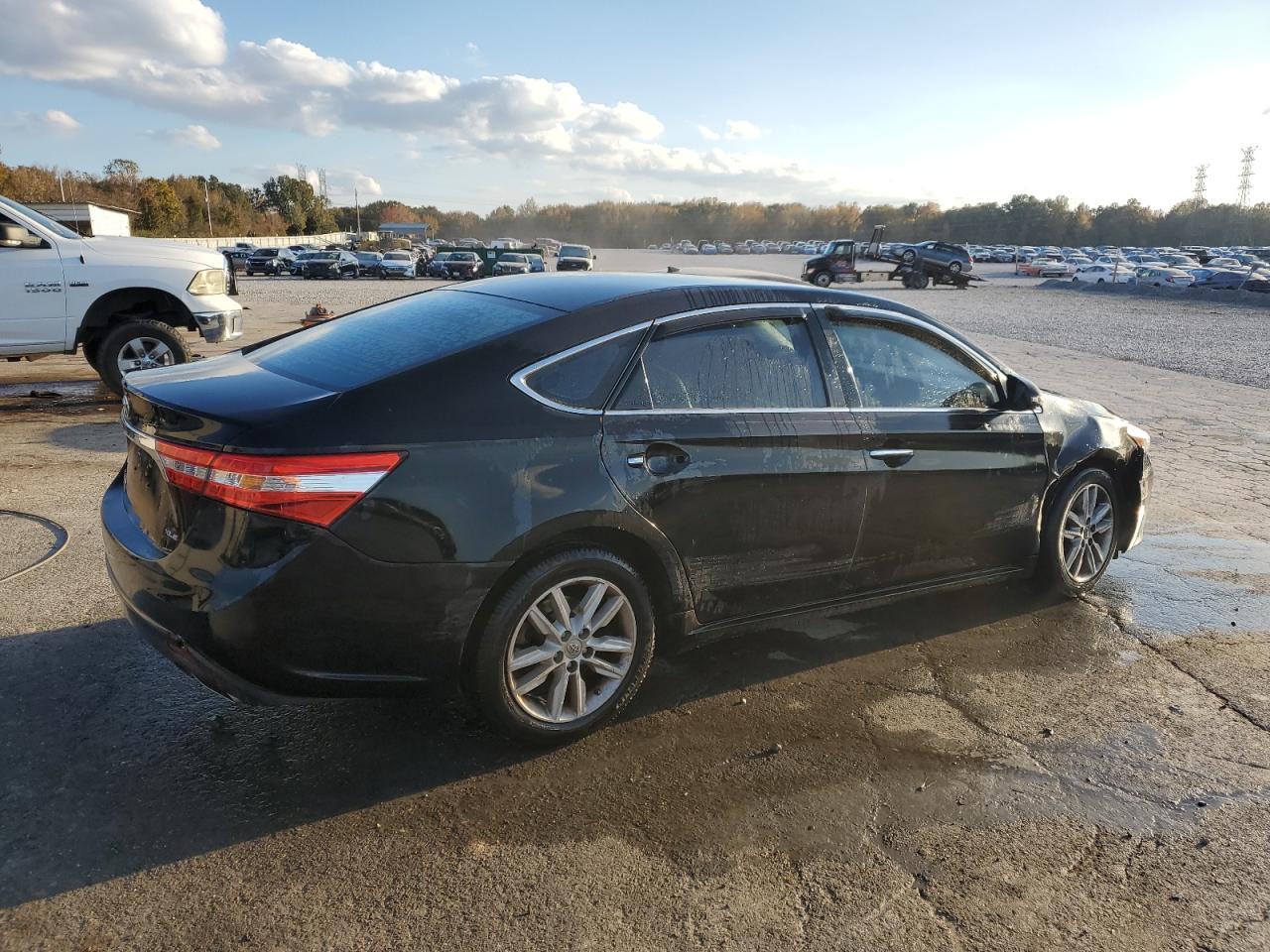 2014 TOYOTA Avalon