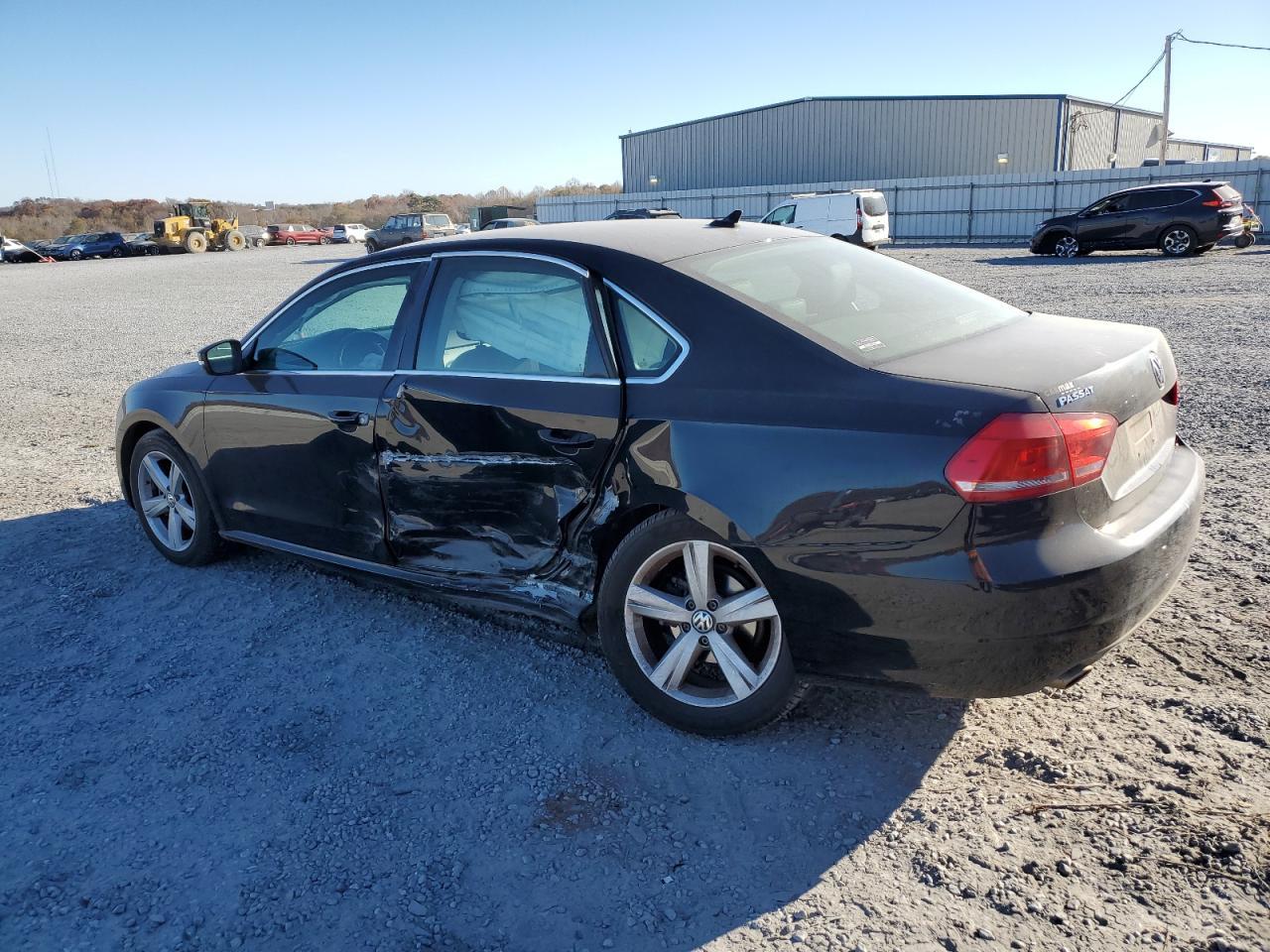 2014 VOLKSWAGEN Passat