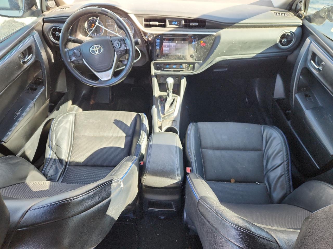 2019 TOYOTA COROLLA