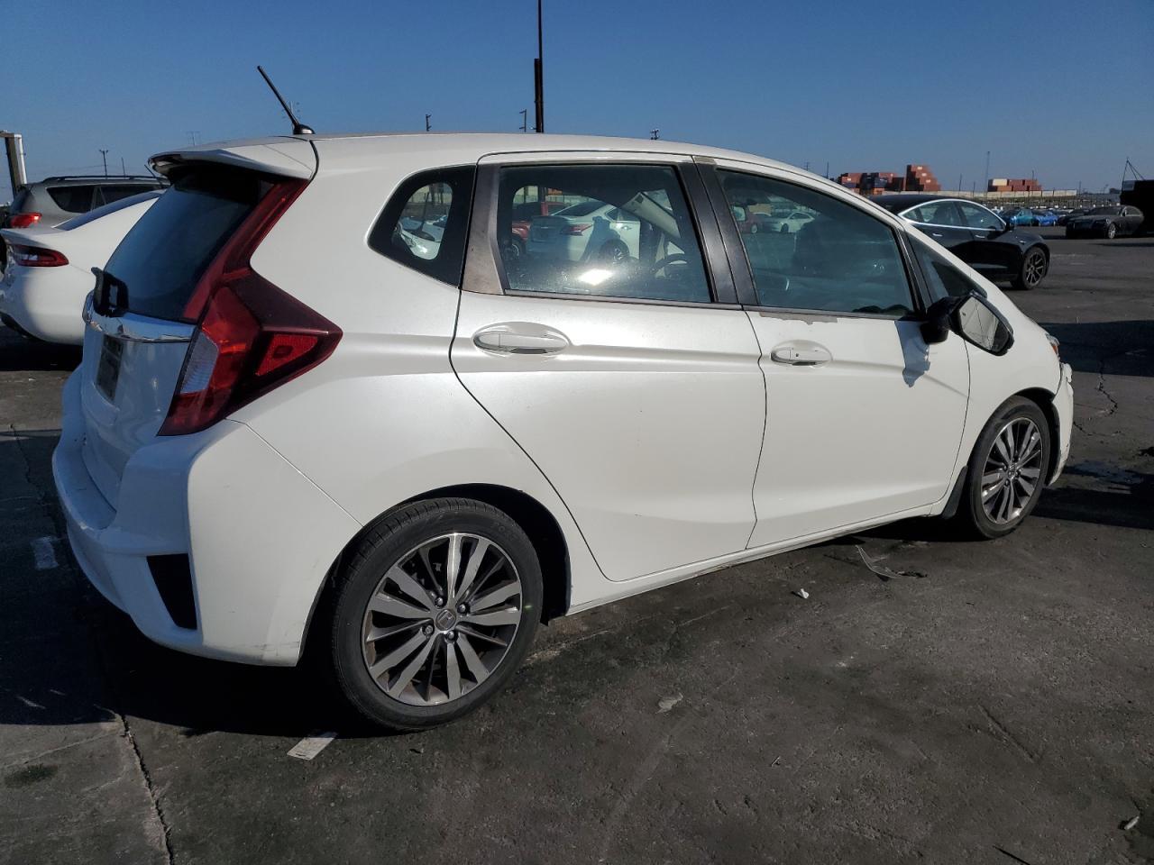 2015 HONDA FIT