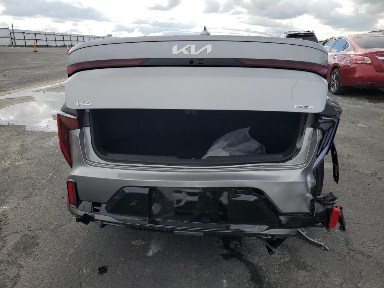 2025 KIA K4