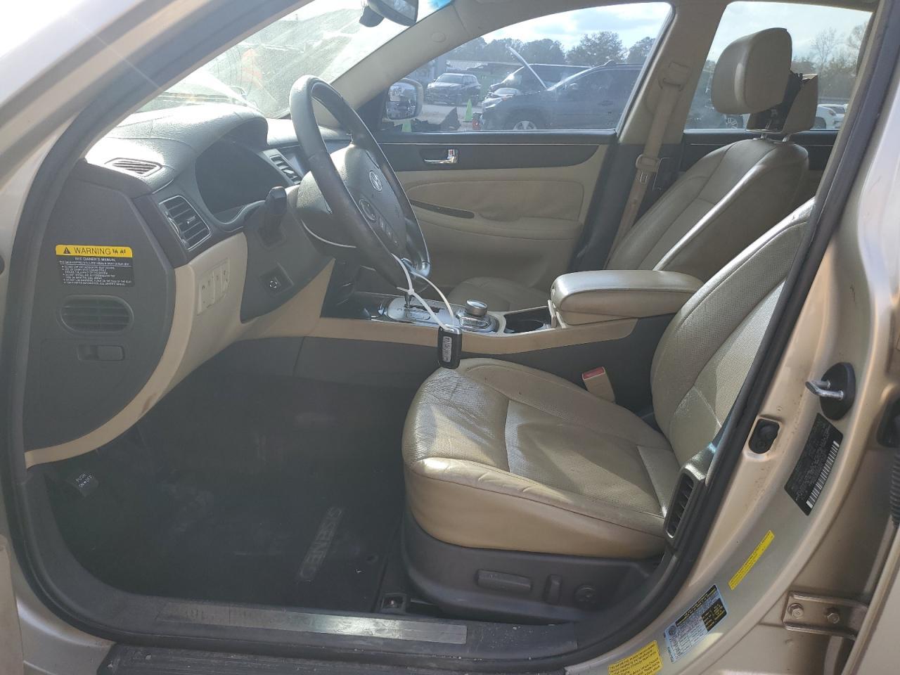 2009 HYUNDAI GENESIS