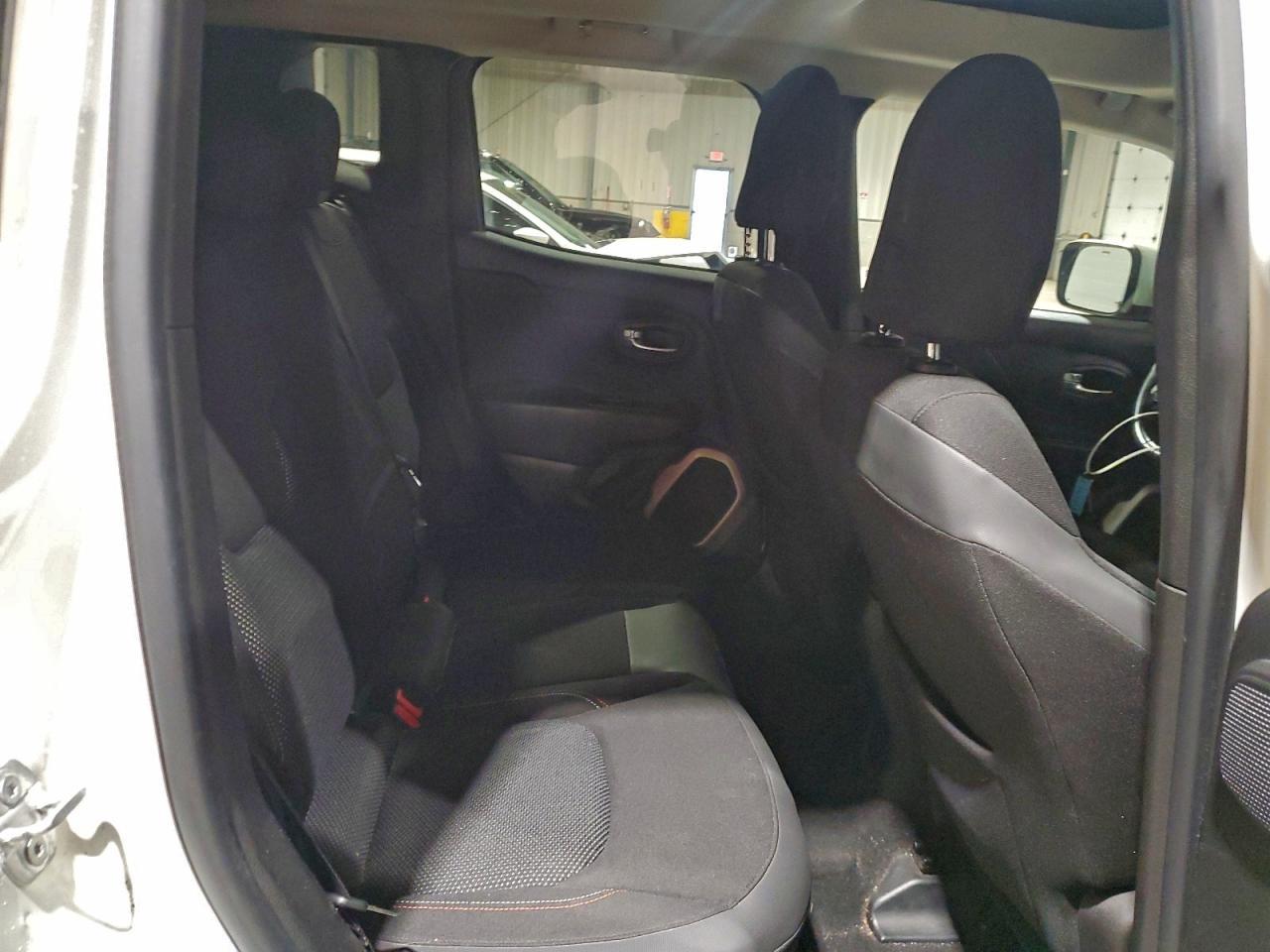 2016 JEEP Renegade