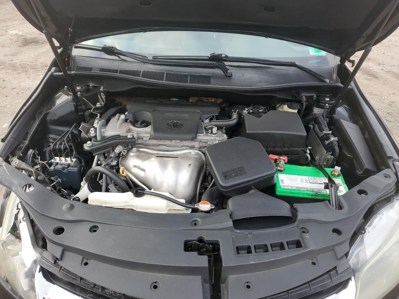 2016 TOYOTA CAMRY