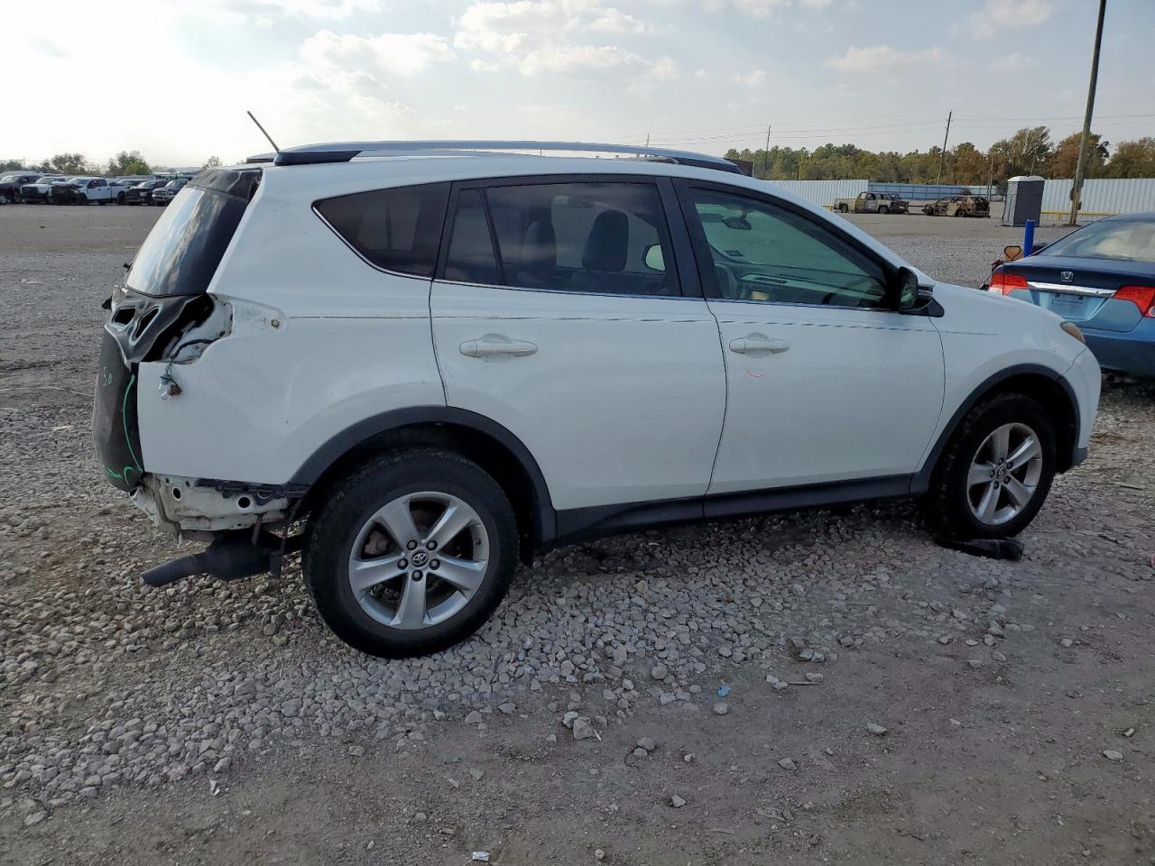 2015 TOYOTA RAV4