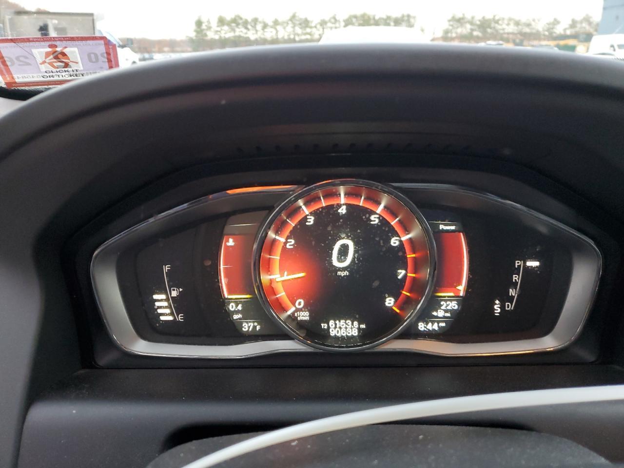 2017 VOLVO XC60