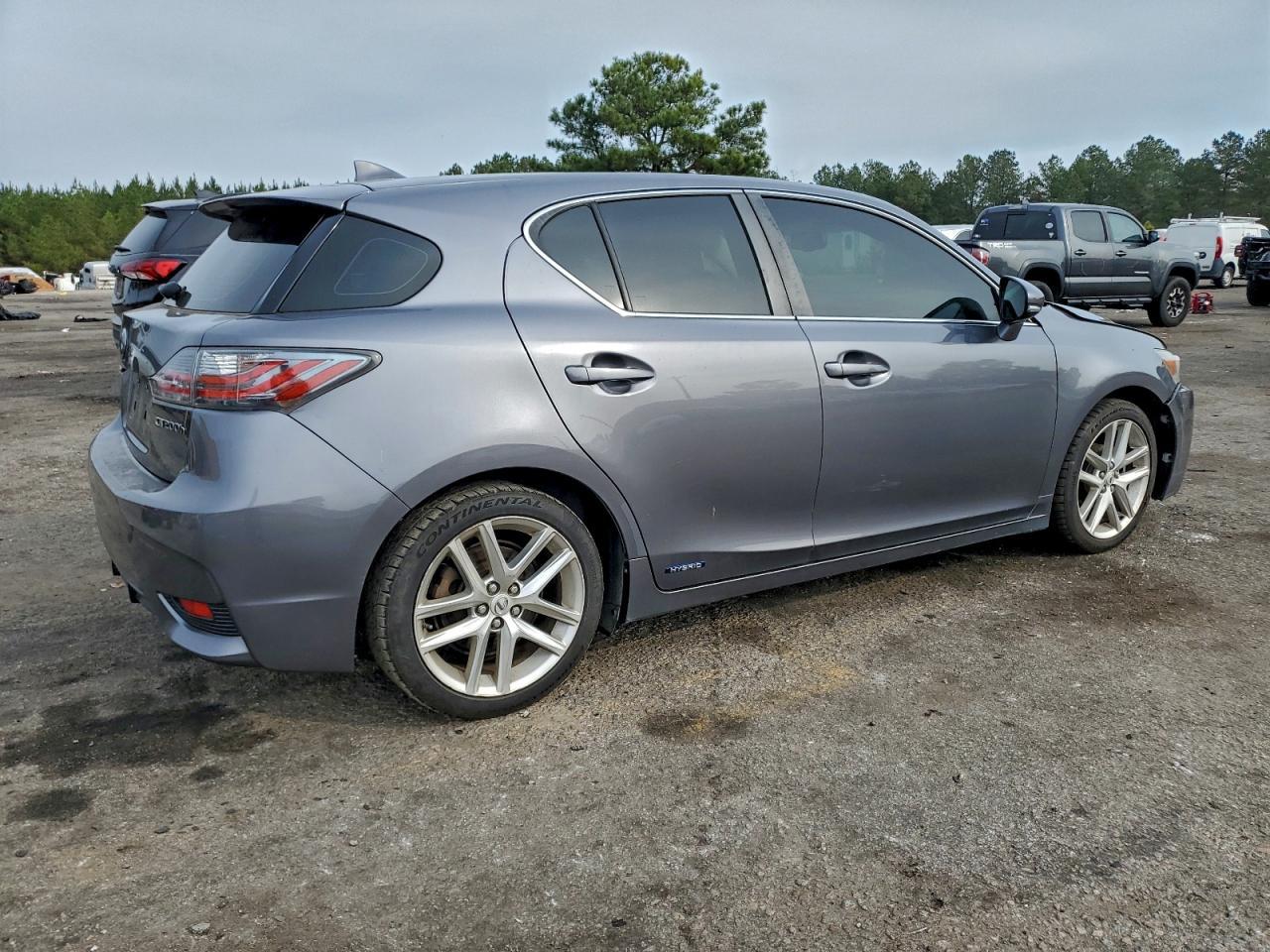2015 LEXUS CT 200