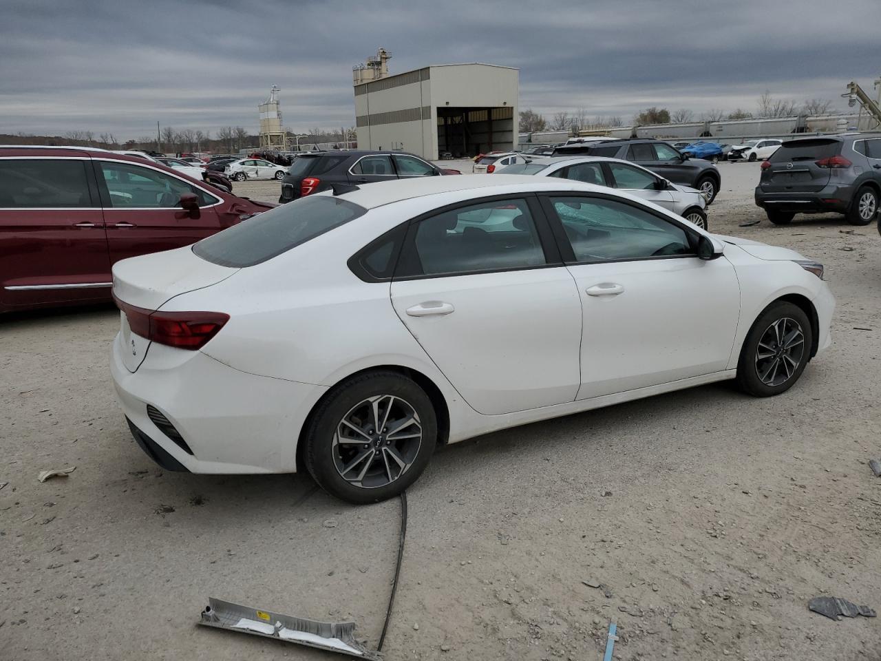 2023 KIA FORTE