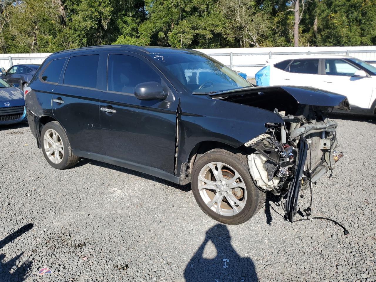2014 MITSUBISHI outlander