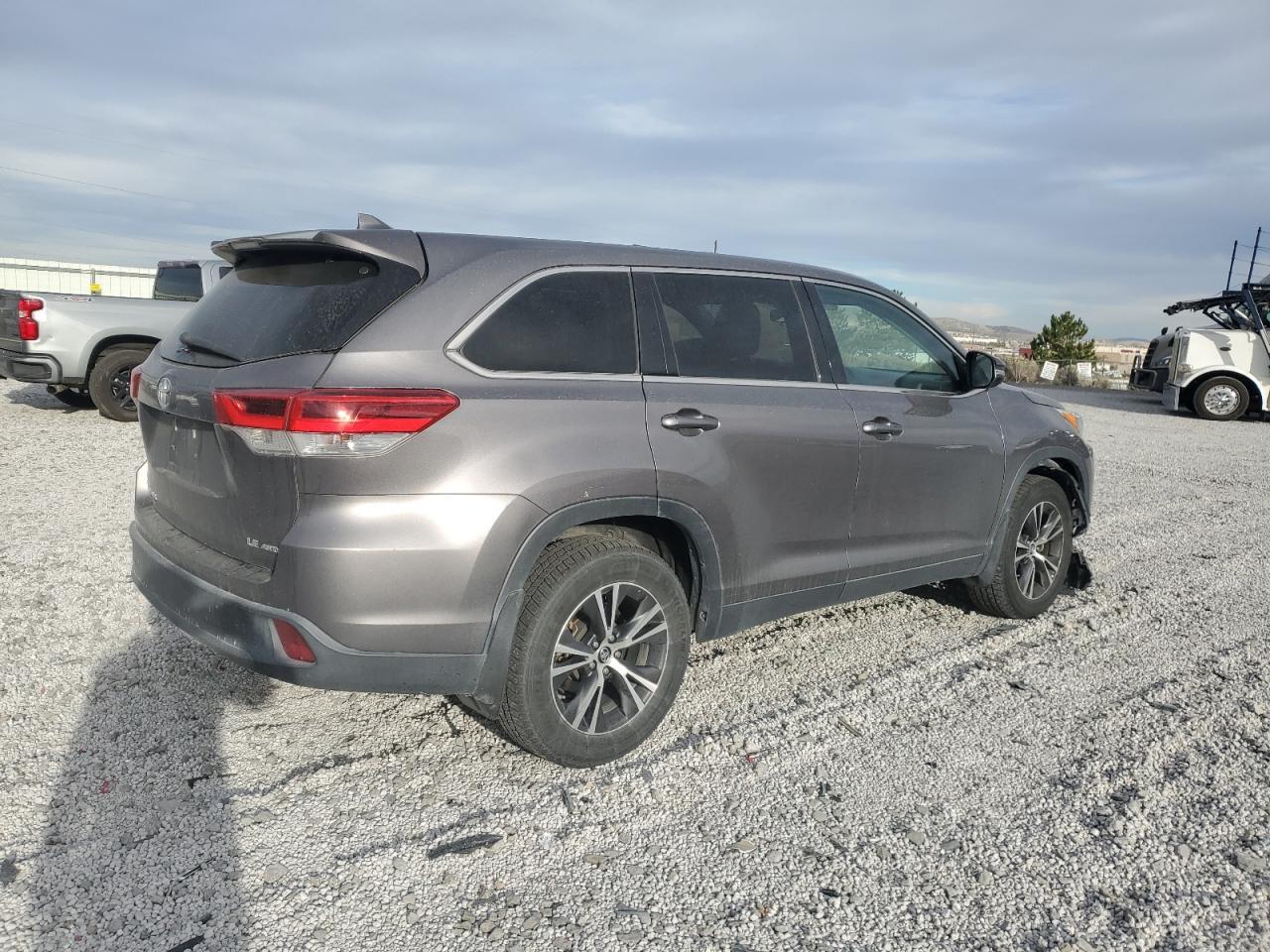 2019 TOYOTA HIGHLANDER