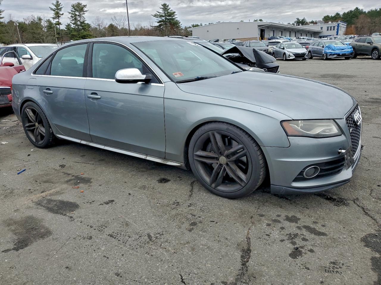 2010 AUDI S4