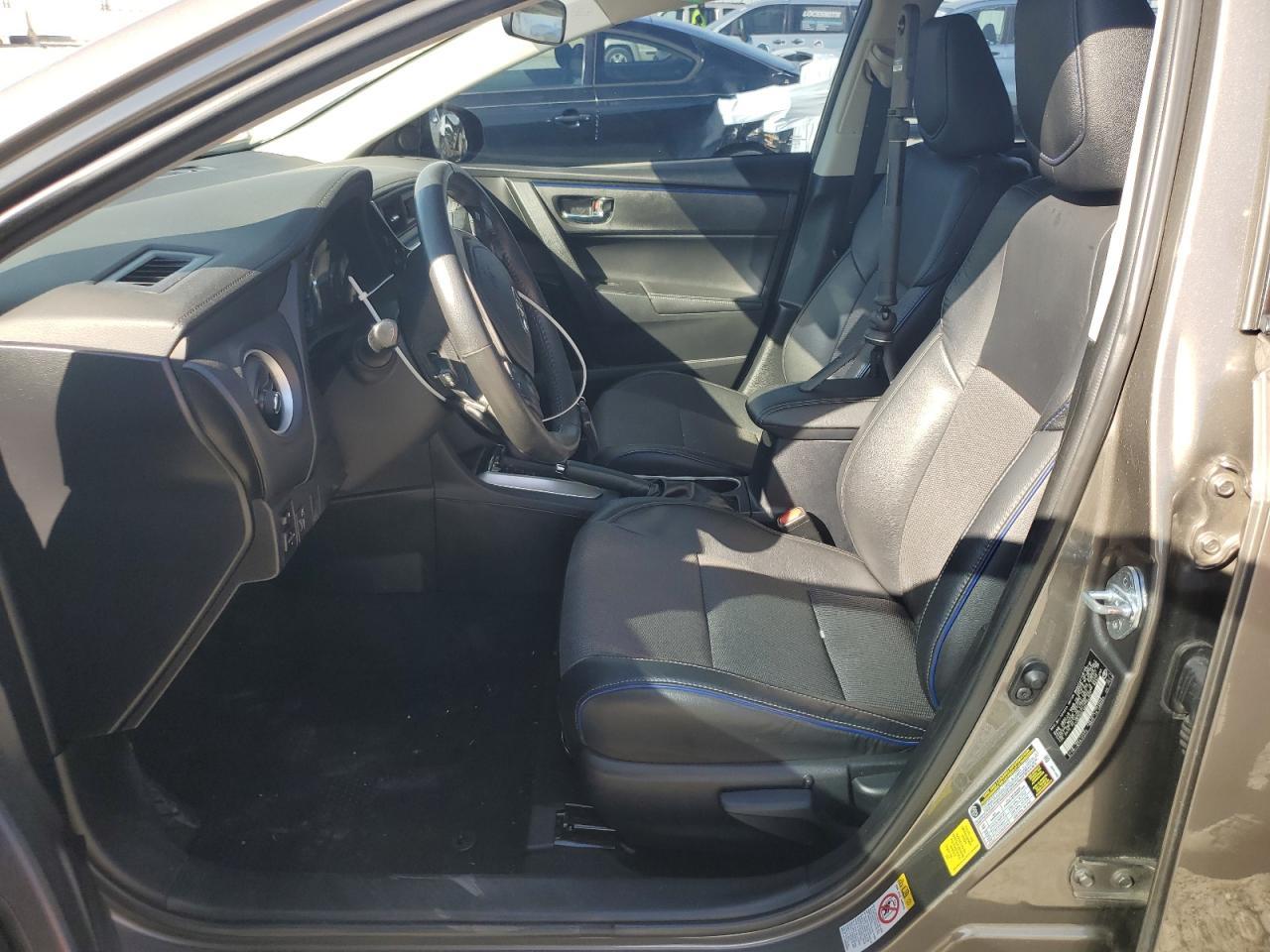 2017 TOYOTA COROLLA
