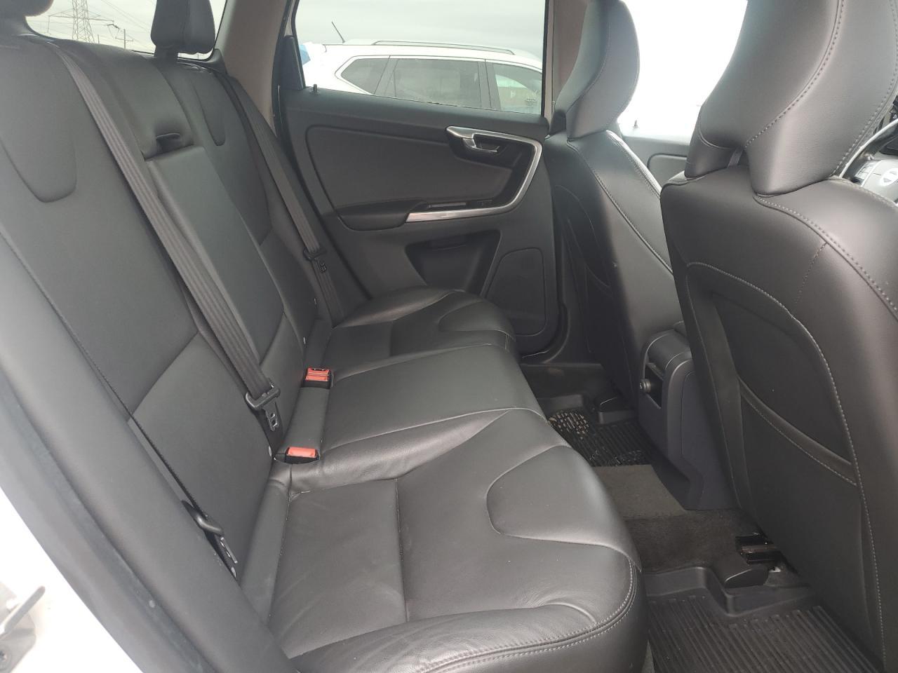 2016 VOLVO XC60
