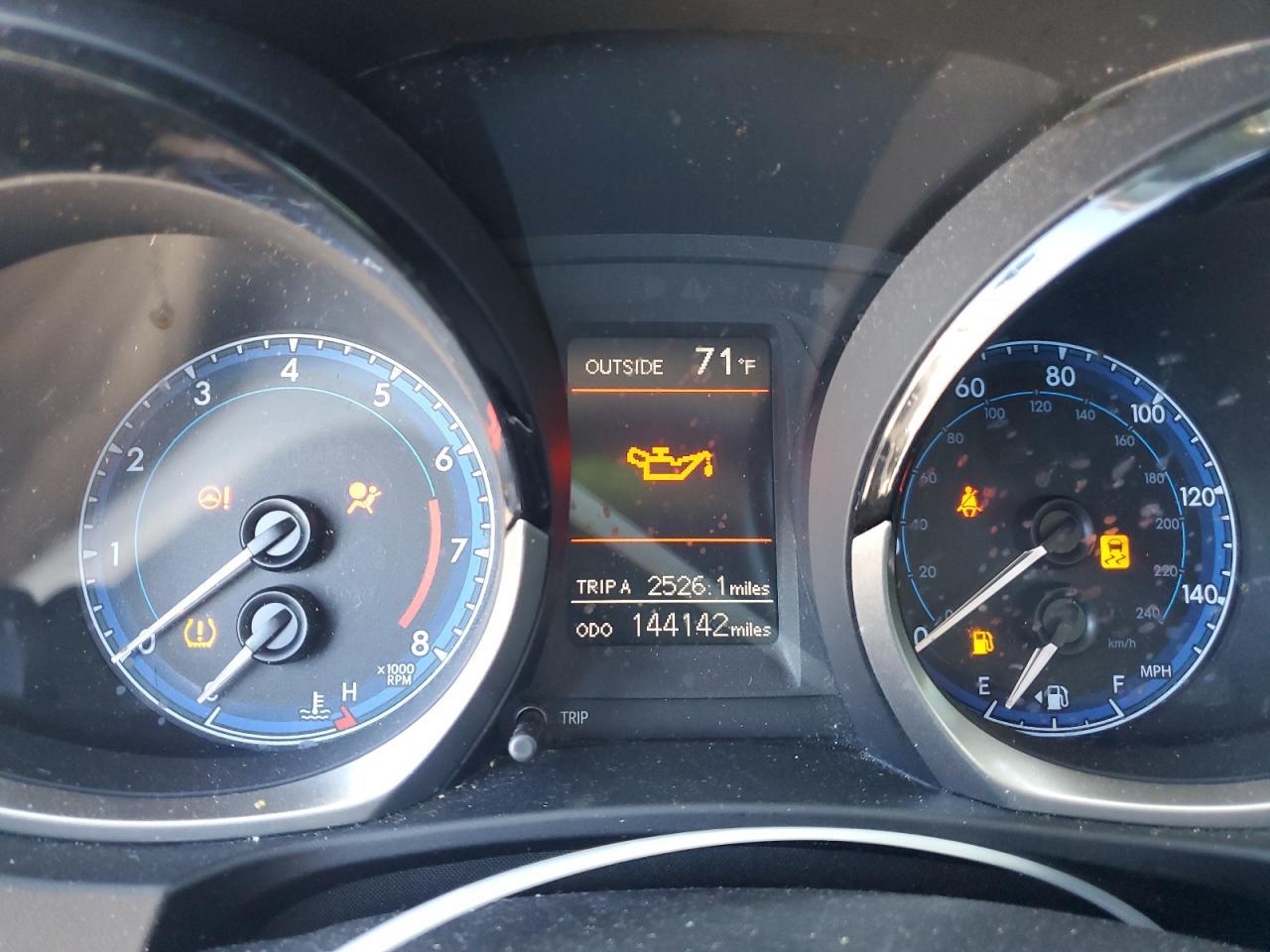 2015 TOYOTA COROLLA