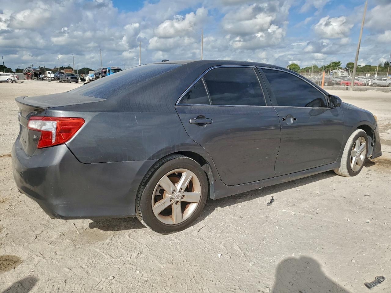 2012 TOYOTA CAMRY