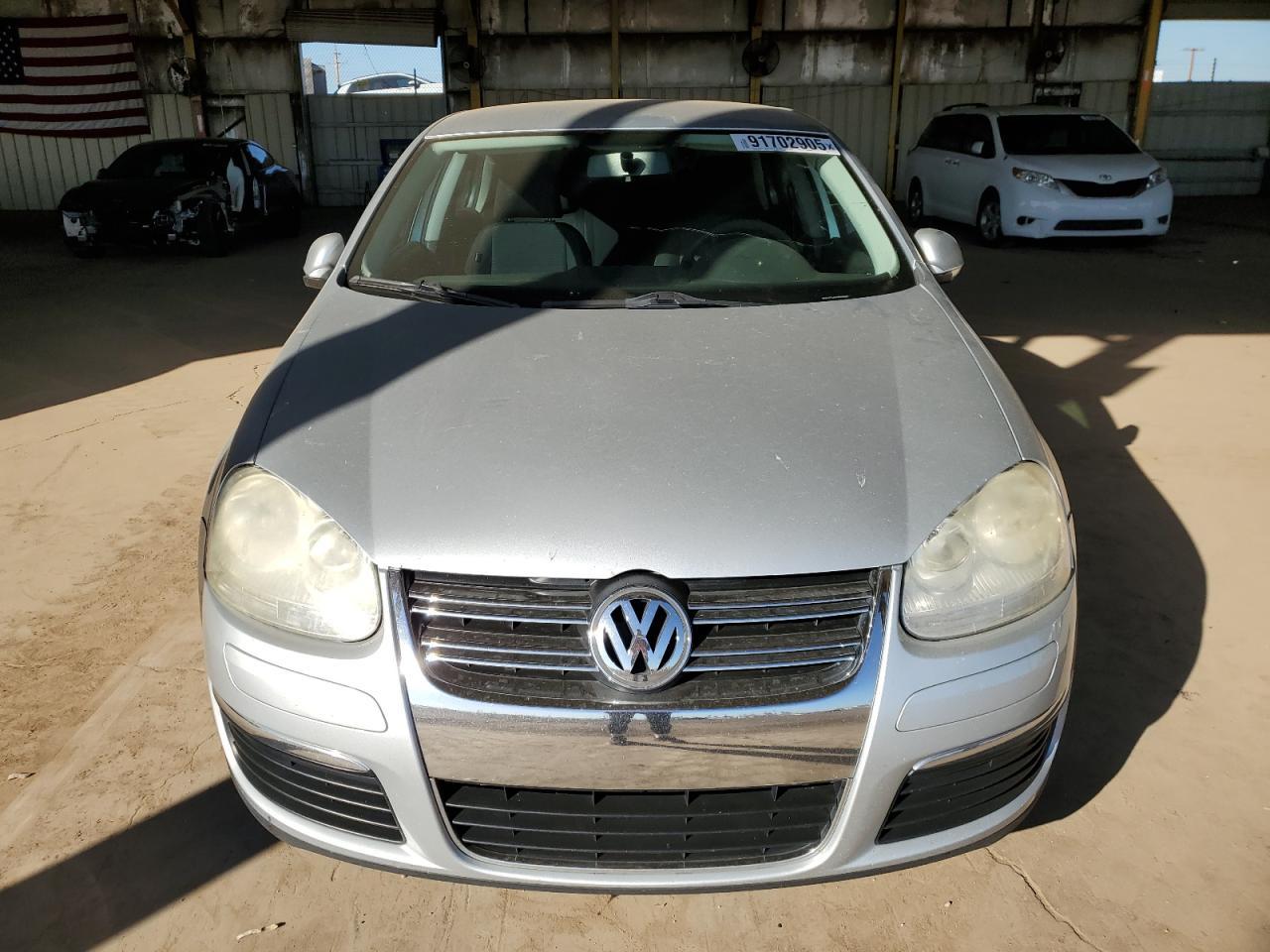 2010 VOLKSWAGEN JETTA