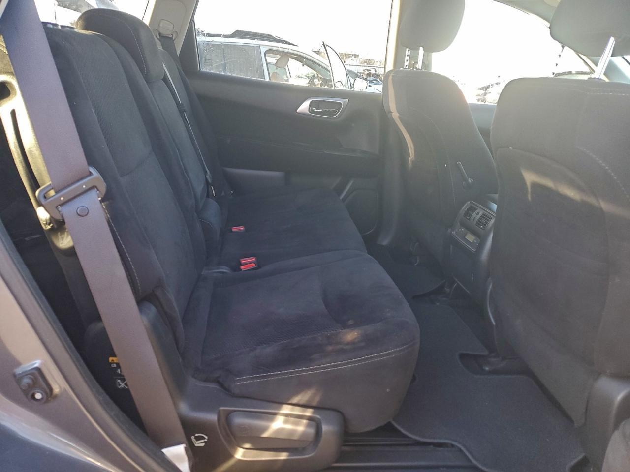 2016 NISSAN PATHFINDER