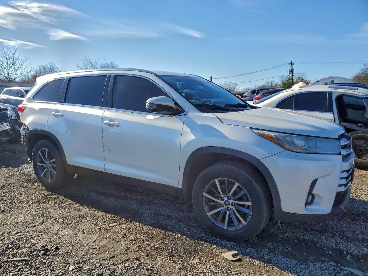 2019 TOYOTA HIGHLANDER