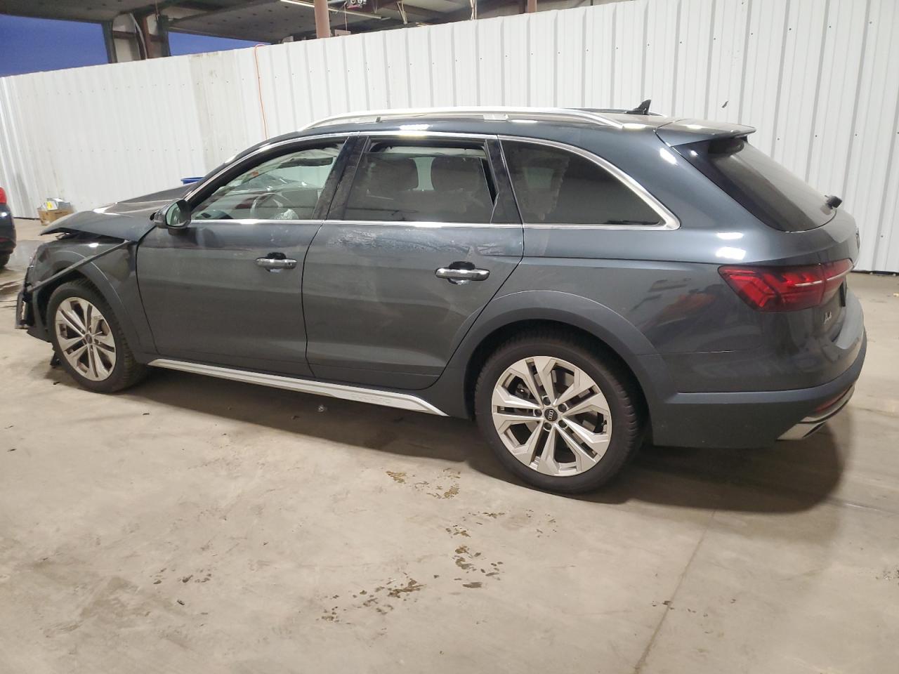 2023 AUDI A4 allroad