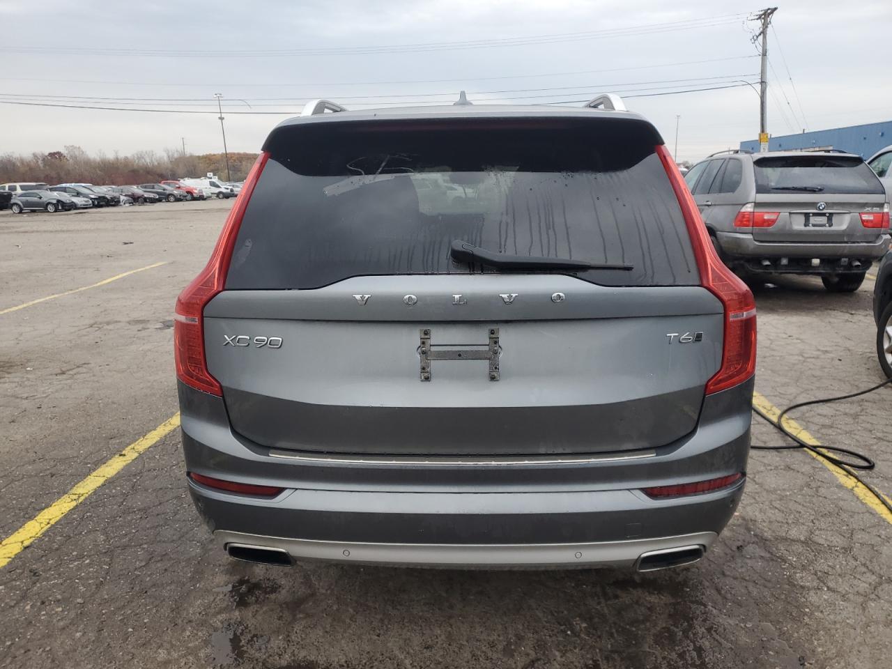 2018 VOLVO XC90