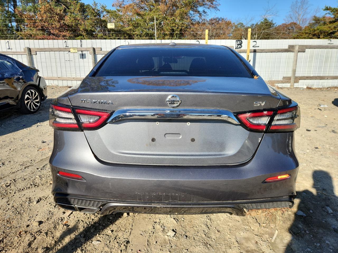 2019 NISSAN Maxima