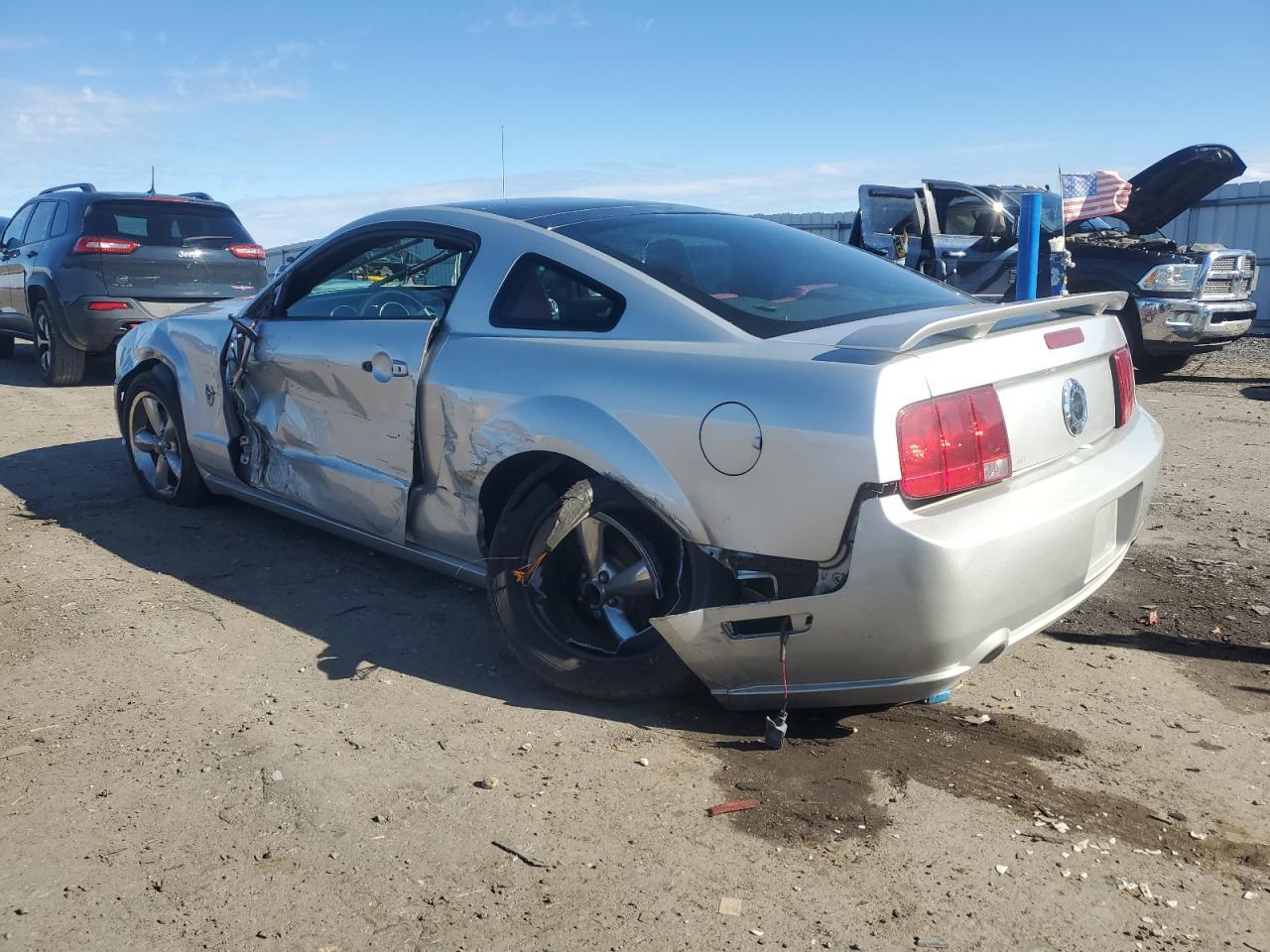 2009 FORD MUSTANG
