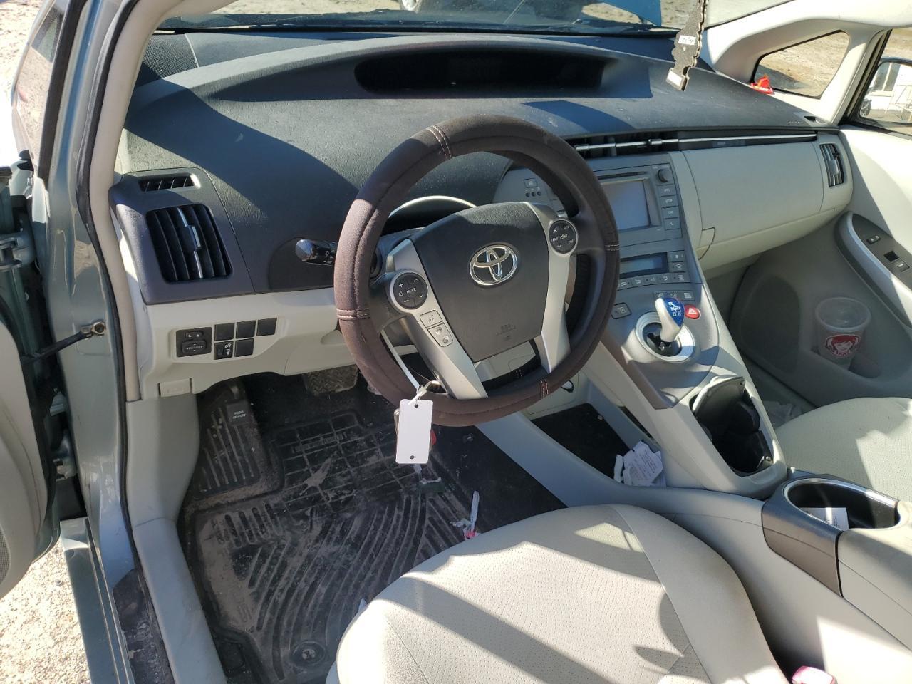 2013 TOYOTA PRIUS