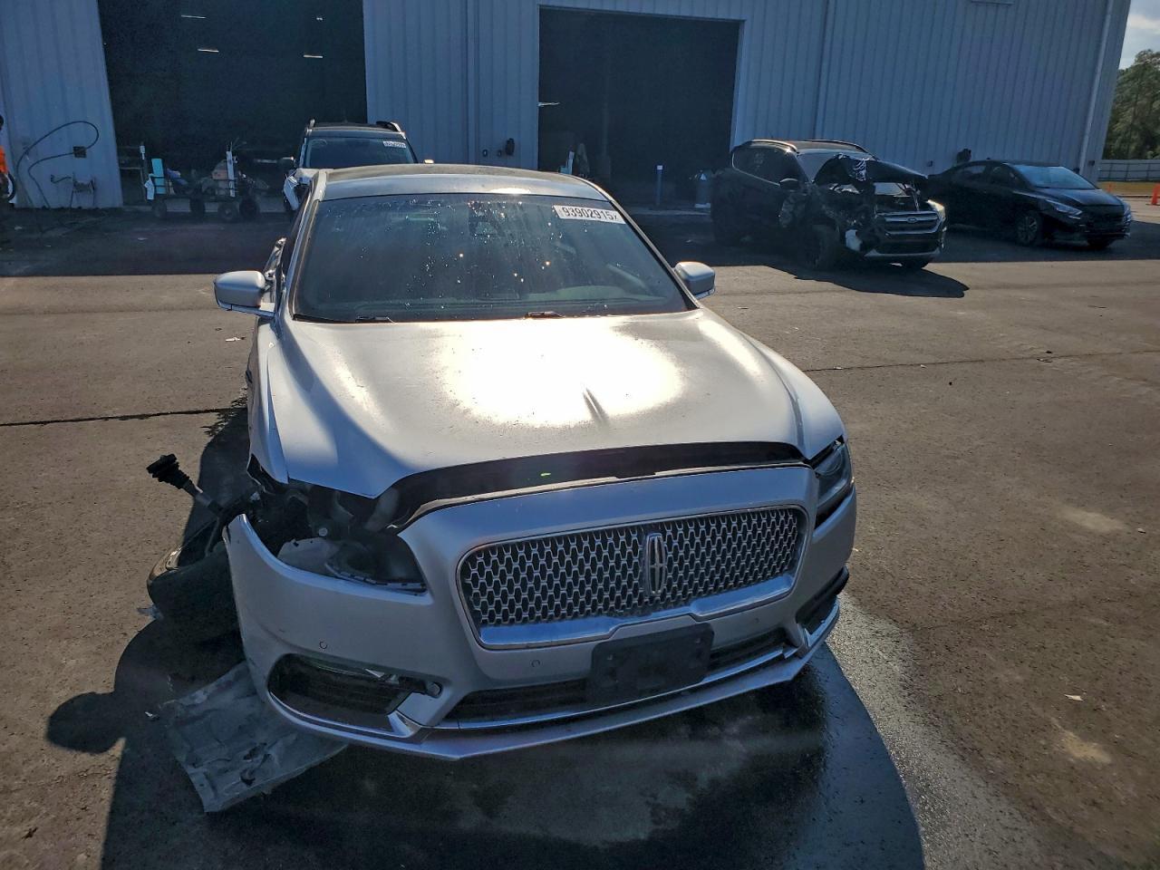 2018 LINCOLN Continental