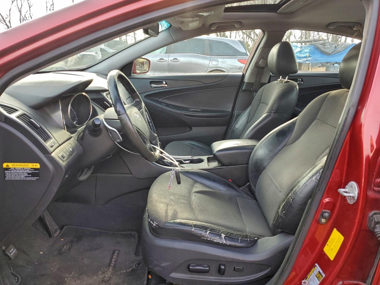 2011 HYUNDAI SONATA