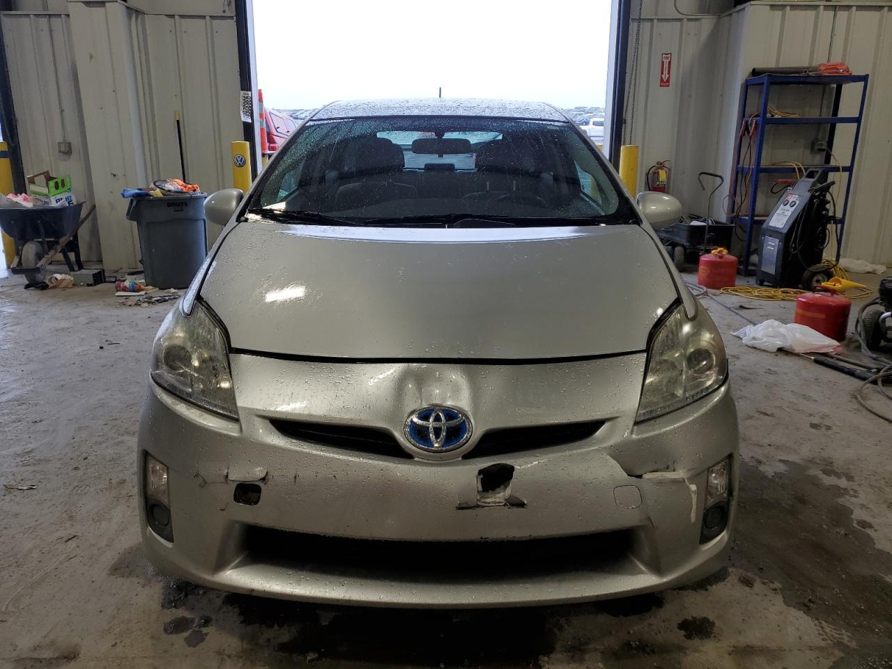 2010 TOYOTA PRIUS