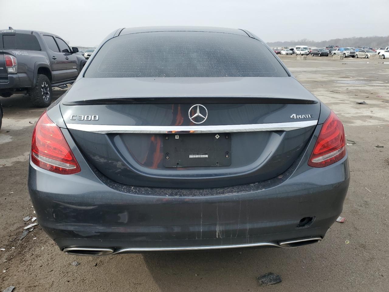 2016 MERCEDES-BENZ C-CLASS