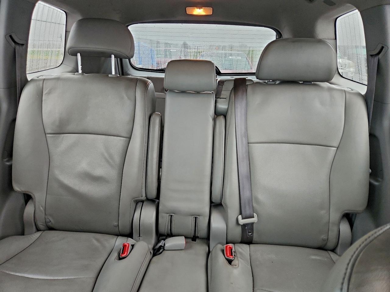 2013 TOYOTA HIGHLANDER