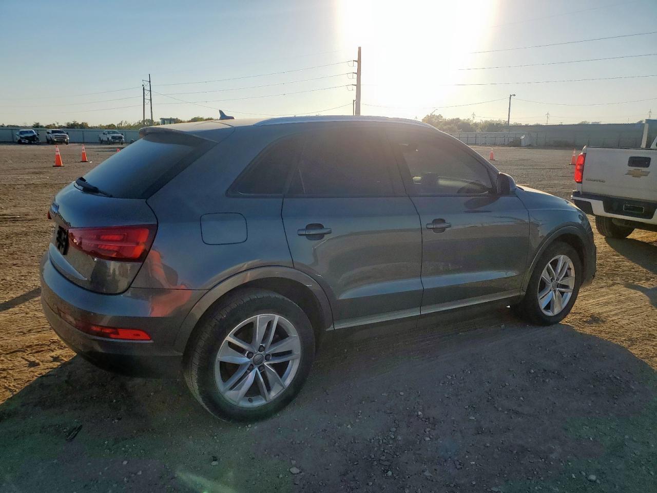 2017 AUDI Q3
