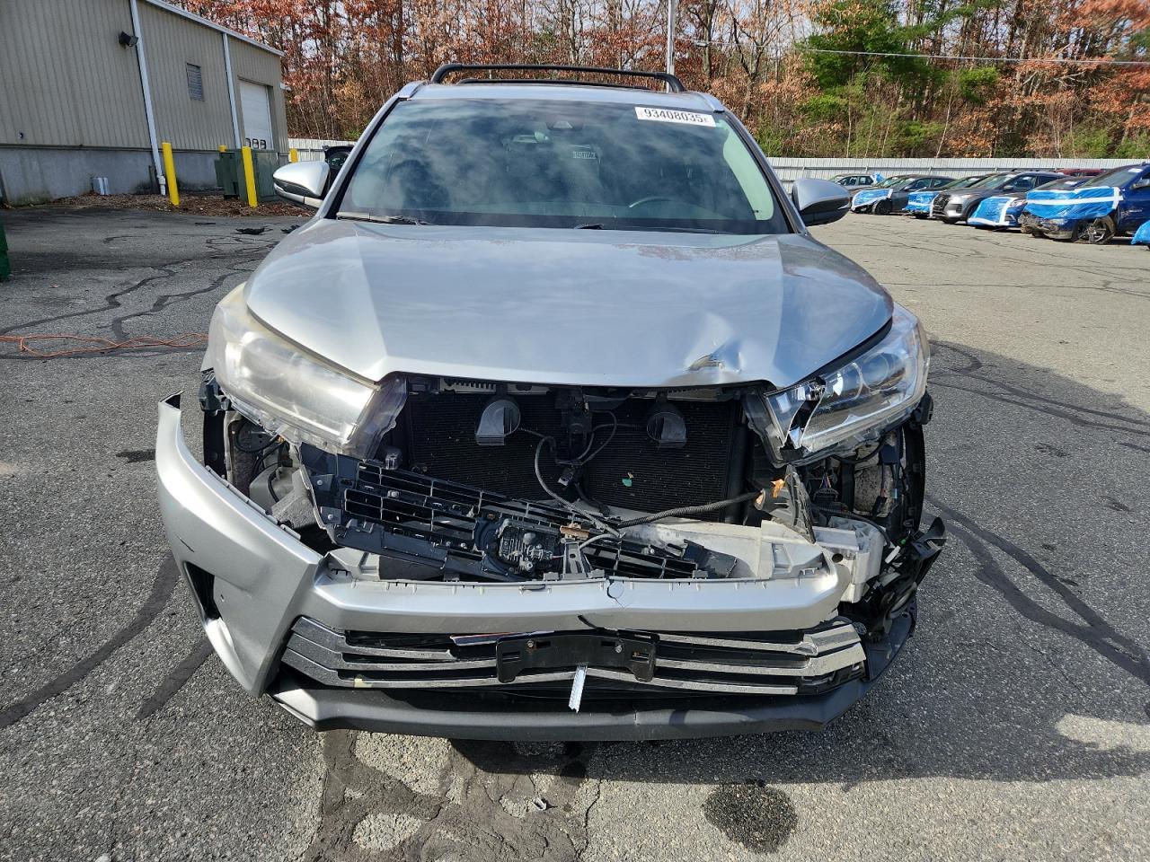 2017 TOYOTA HIGHLANDER