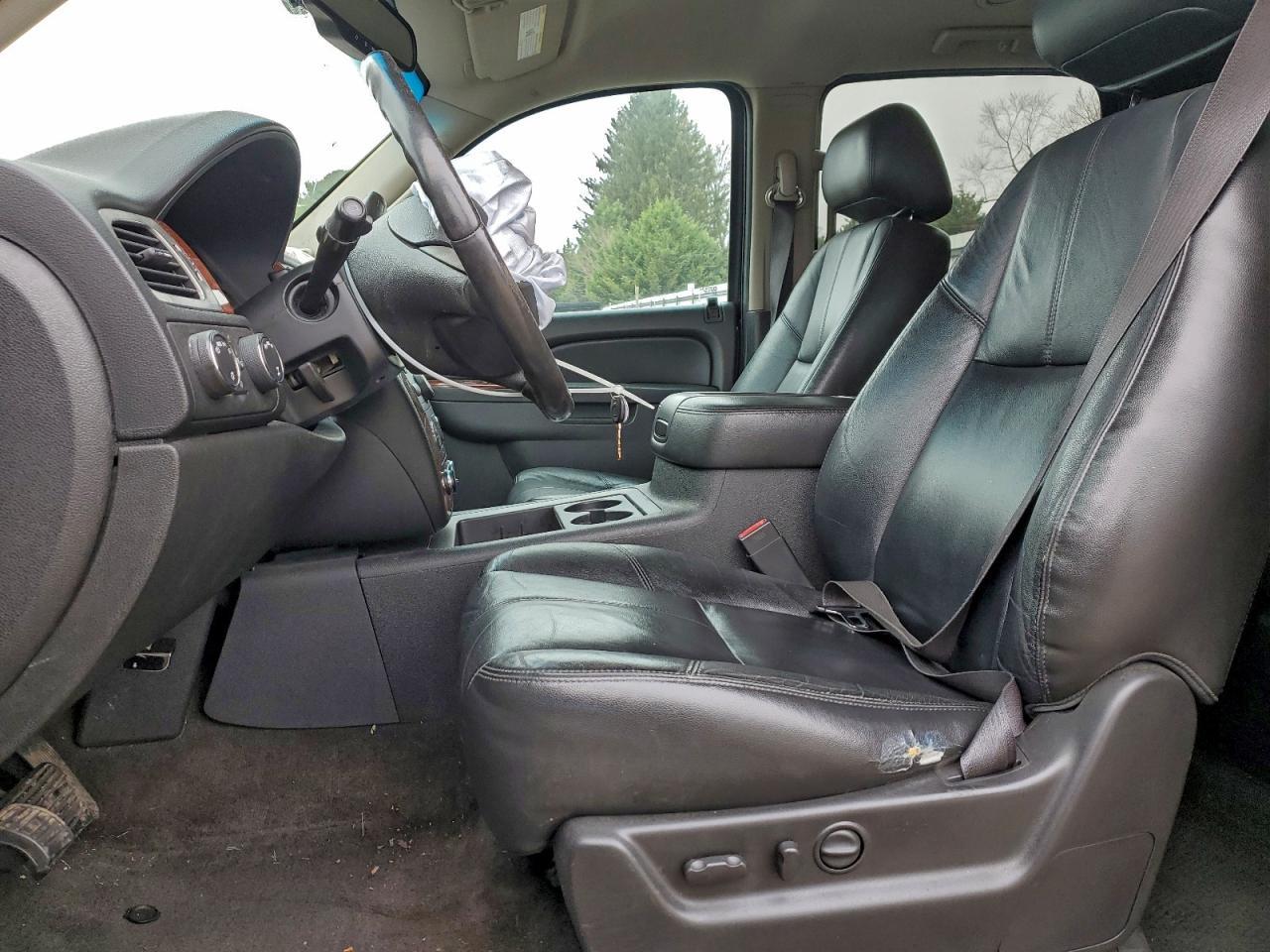 2012 CHEVROLET Suburban