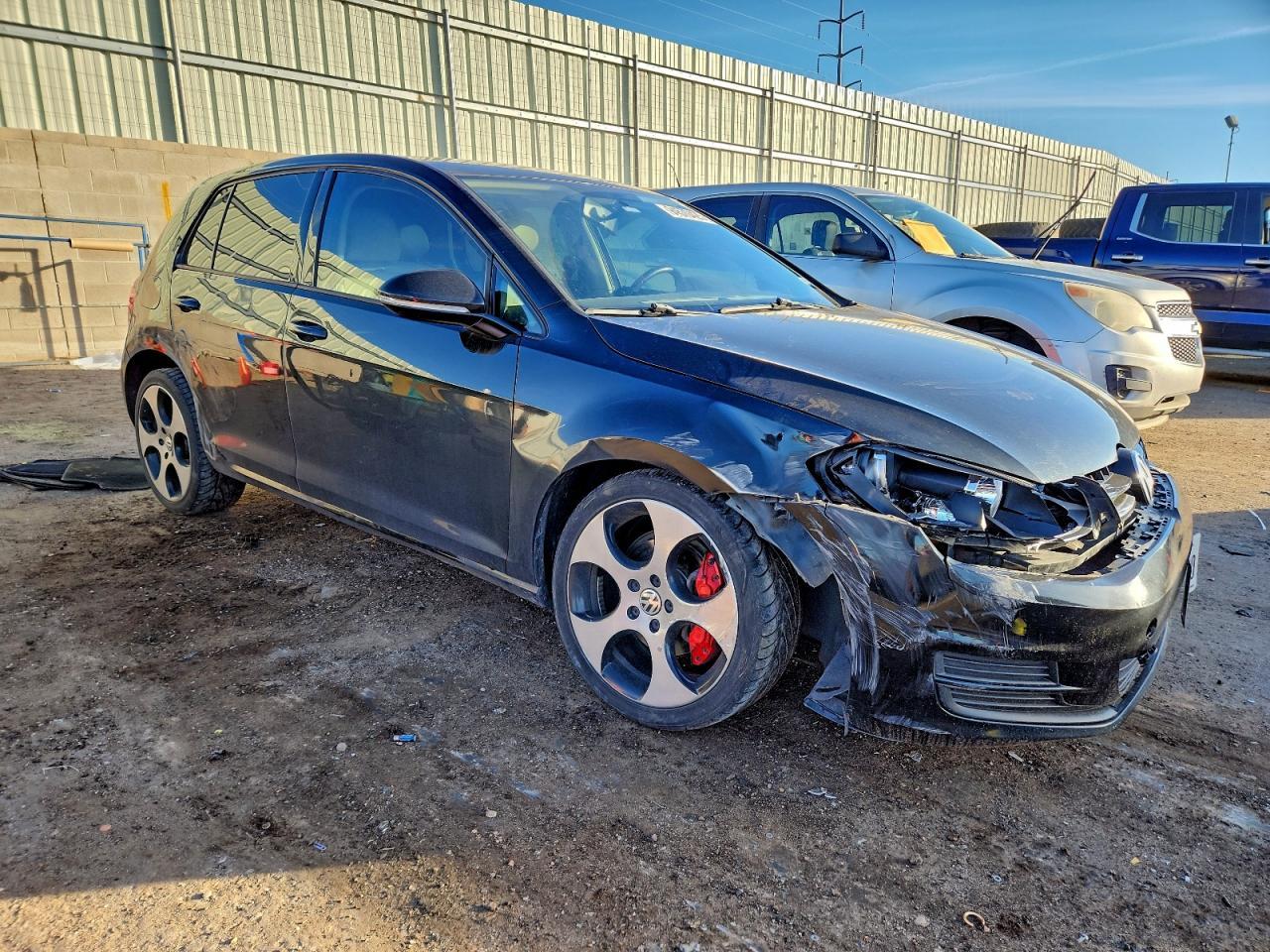2015 VOLKSWAGEN GOLF